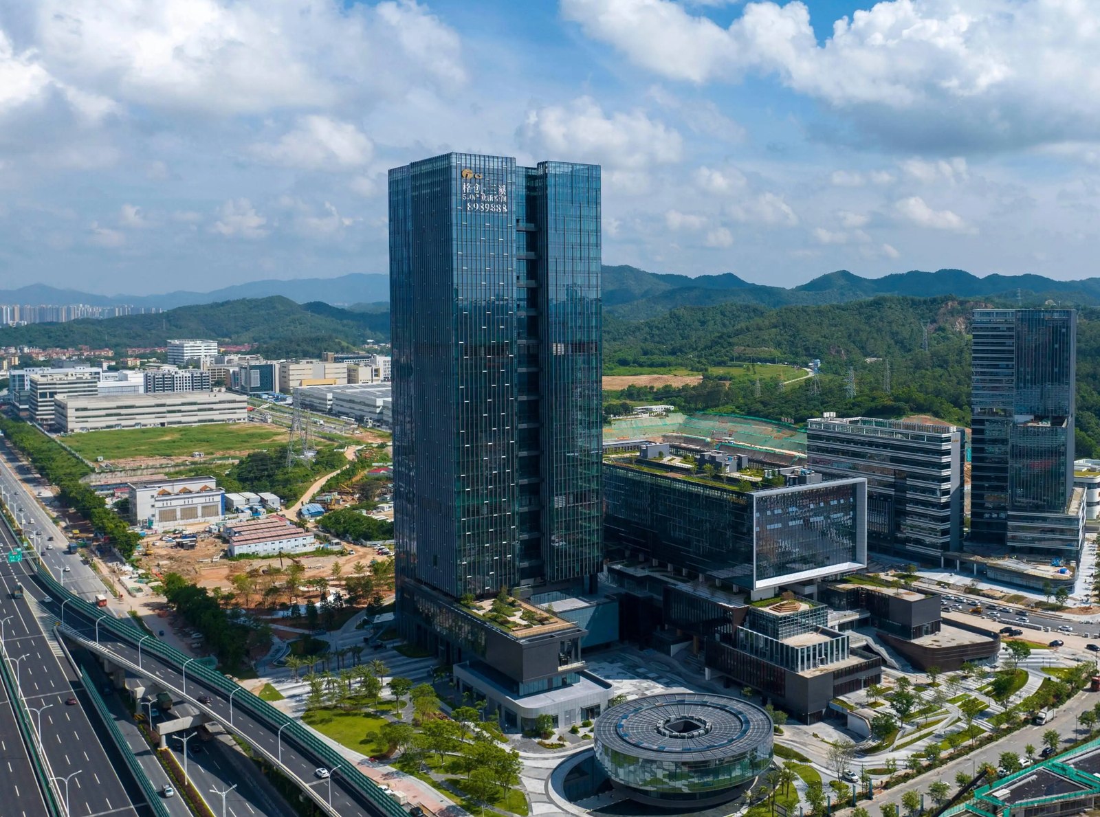 富鸿科技所在园区（格创·集成）实景航拍